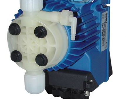 Chemical injection diaphragm pump Seko TPR  with PVDF liquid end and pH probe Online Hot Sale